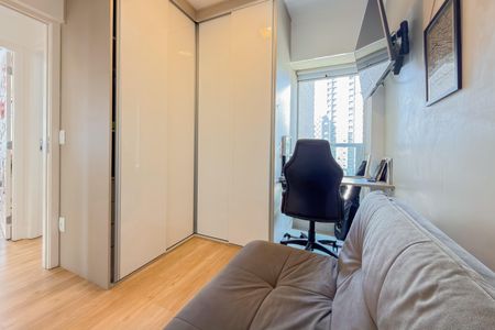 Apartamento à venda com 97m², 3 quartos e 2 vagas Apartamento à venda com 97m², 3 quartos e 2 vagasQuarto 2
