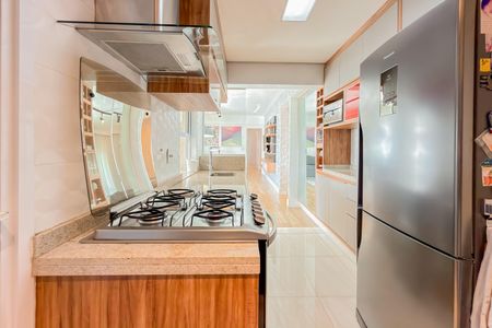 Apartamento à venda com 97m², 3 quartos e 2 vagas Apartamento à venda com 97m², 3 quartos e 2 vagasCozinha