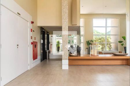 Apartamento à venda com 97m², 3 quartos e 2 vagas Apartamento à venda com 97m², 3 quartos e 2 vagasHall social