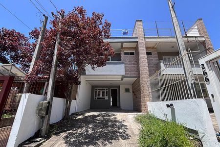 Casa à venda com 185m², 3 quartos e 3 vagasFachada