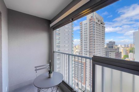 Studio para alugar com 25m², 1 quarto e sem vagaVaranda