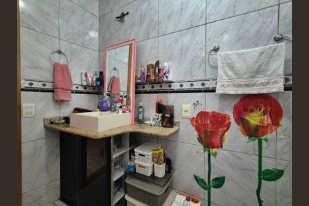 Casa de condomínio para alugar com 85m², 2 quartos e 1 vaga Casa de condomínio para alugar com 85m², 2 quartos e 1 vagaBanheiro