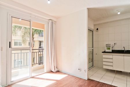 Sala de apartamento para alugar com 2 quartos, 49m² em Loteamento City Jaragua, São Paulo