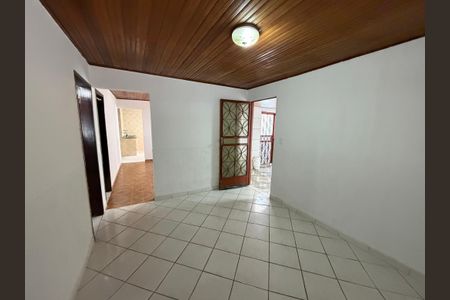 Casa para alugar com 3 quartos, 133m² em Eqnm 34/36, Brasília