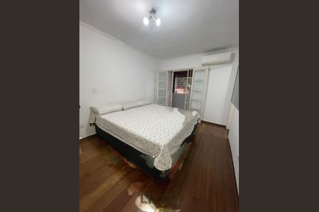 Casa à venda com 4 quartos, 280m² em Ipiranga, São Paulo