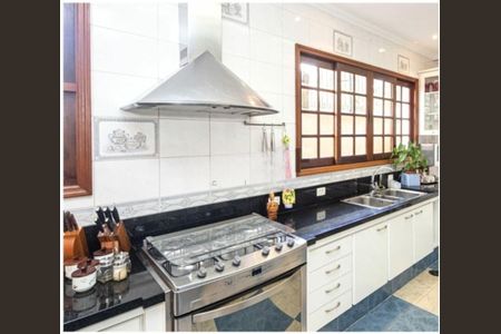 Casa à venda com 419m², 4 quartos e 2 vagas