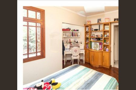 Casa à venda com 419m², 4 quartos e 2 vagas