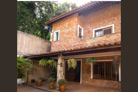 Casa à venda com 419m², 4 quartos e 2 vagas