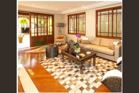 Casa à venda com 4 quartos, 419m² em Jardim dos Estados, São Paulo