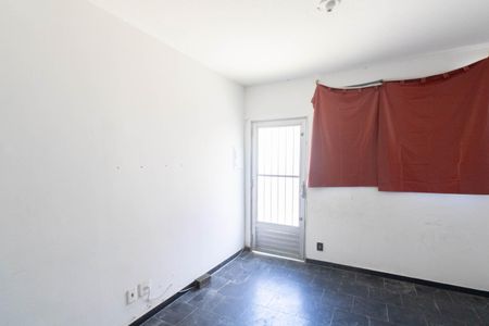 Sala de casa de condomínio para alugar com 2 quartos, 55m² em Campo Grande, Rio de Janeiro