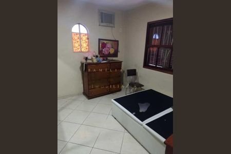Casa à venda com 3 quartos, 120m² em Vila da Penha, Rio de Janeiro