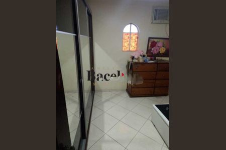 Casa à venda com 3 quartos, 120m² em Vila da Penha, Rio de Janeiro