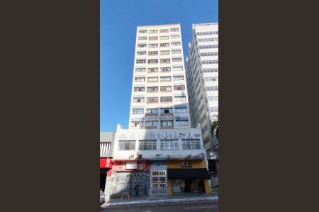 Apartamento à venda com 56m², 1 quarto e sem vaga Apartamento à venda com 56m², 1 quarto e sem vagaFachada