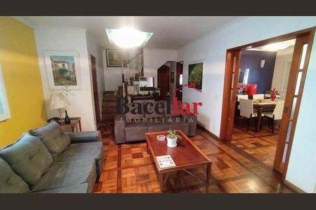 Casa à venda com 5 quartos, 350m² em Tijuca, Rio de Janeiro