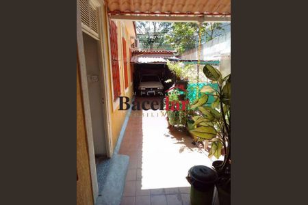 Casa à venda com 120m², 3 quartos e 2 vagas