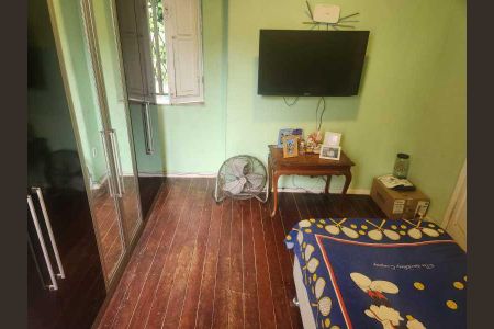 Casa à venda com 102m², 4 quartos e sem vaga