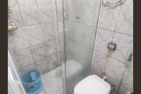 Casa à venda com 102m², 4 quartos e sem vaga