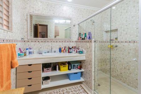 Casa à venda com 312m², 4 quartos e 2 vagas