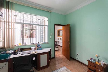 Casa à venda com 312m², 4 quartos e 2 vagas
