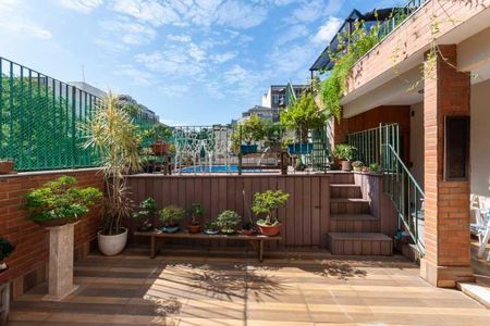 Casa à venda com 312m², 4 quartos e 2 vagas