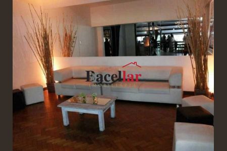 Casa de condomínio à venda com 433m², 4 quartos e 8 vagas