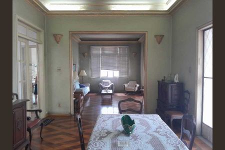 Casa à venda com 5 quartos, 268m² em Tijuca, Rio de Janeiro