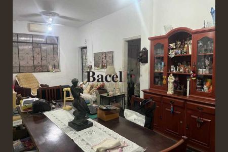 Casa à venda com 3 quartos, 202m² em Vila Isabel, Rio de Janeiro