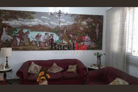 Casa à venda com 3 quartos, 130m² em Grajaú, Rio de Janeiro