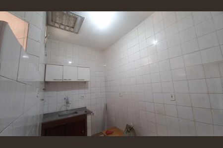 Casa à venda com 60m², 2 quartos e 1 vaga