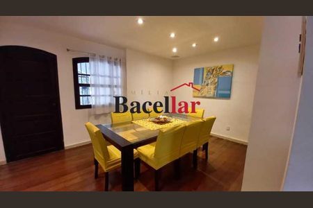 Casa à venda com 4 quartos, 261m² em Tijuca, Rio de Janeiro