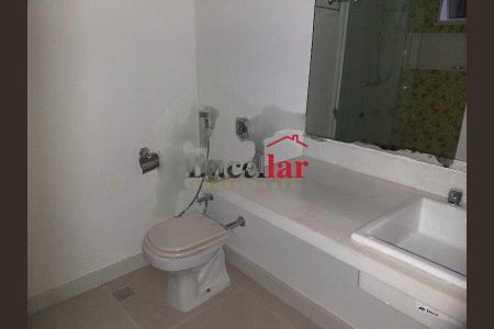 Casa à venda com 481m², 5 quartos e 3 vagas