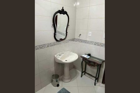 Casa à venda com 86m², 3 quartos e 1 vaga