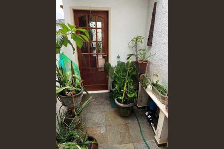 Casa à venda com 86m², 3 quartos e 1 vaga