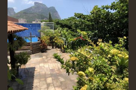 Apartamento à venda com 322m², 4 quartos e 3 vagas