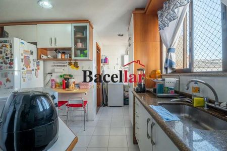 Apartamento à venda com 172m², 2 quartos e 2 vagas