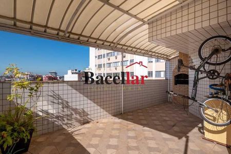 Apartamento à venda com 172m², 2 quartos e 2 vagas