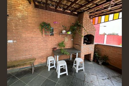 Casa à venda com 250m², 4 quartos e 3 vagas