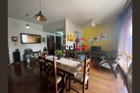 Casa à venda com 150m², 4 quartos e 2 vagas