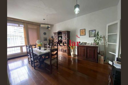 Casa à venda com 150m², 4 quartos e 2 vagas