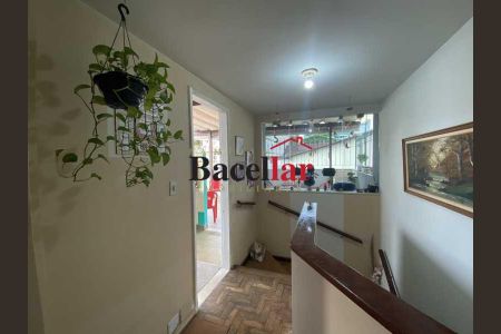 Casa à venda com 150m², 4 quartos e 2 vagas