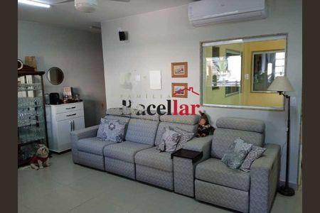 Casa à venda com 4 quartos, 180m² em Andaraí, Rio de Janeiro