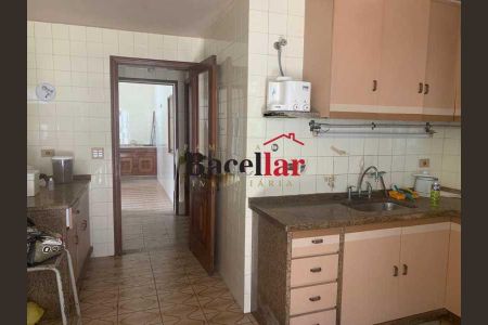 Casa à venda com 5 quartos, 360m² em Maracanã, Rio de Janeiro