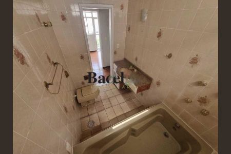 Apartamento à venda com 153m², 4 quartos e 2 vagas