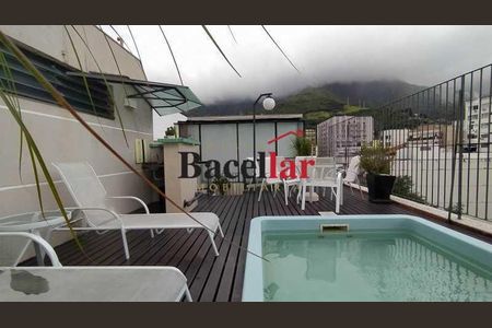 Apartamento à venda com 371m², 4 quartos e 2 vagas