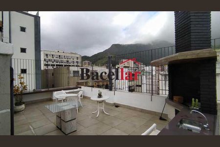 Apartamento à venda com 371m², 4 quartos e 2 vagas