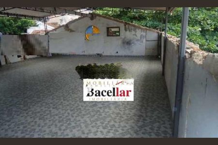 Casa à venda com 320m², 7 quartos e 1 vaga