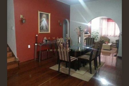 Casa à venda com 320m², 7 quartos e 1 vaga