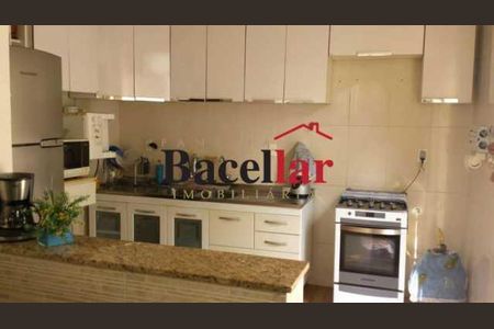 Casa à venda com 320m², 7 quartos e 1 vaga