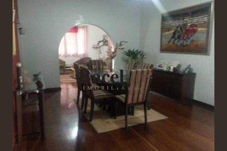 Casa à venda com 7 quartos, 320m² em Tijuca, Rio de Janeiro