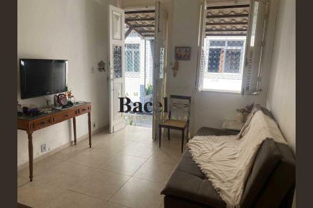 Casa à venda com 56m², 2 quartos e 1 vaga